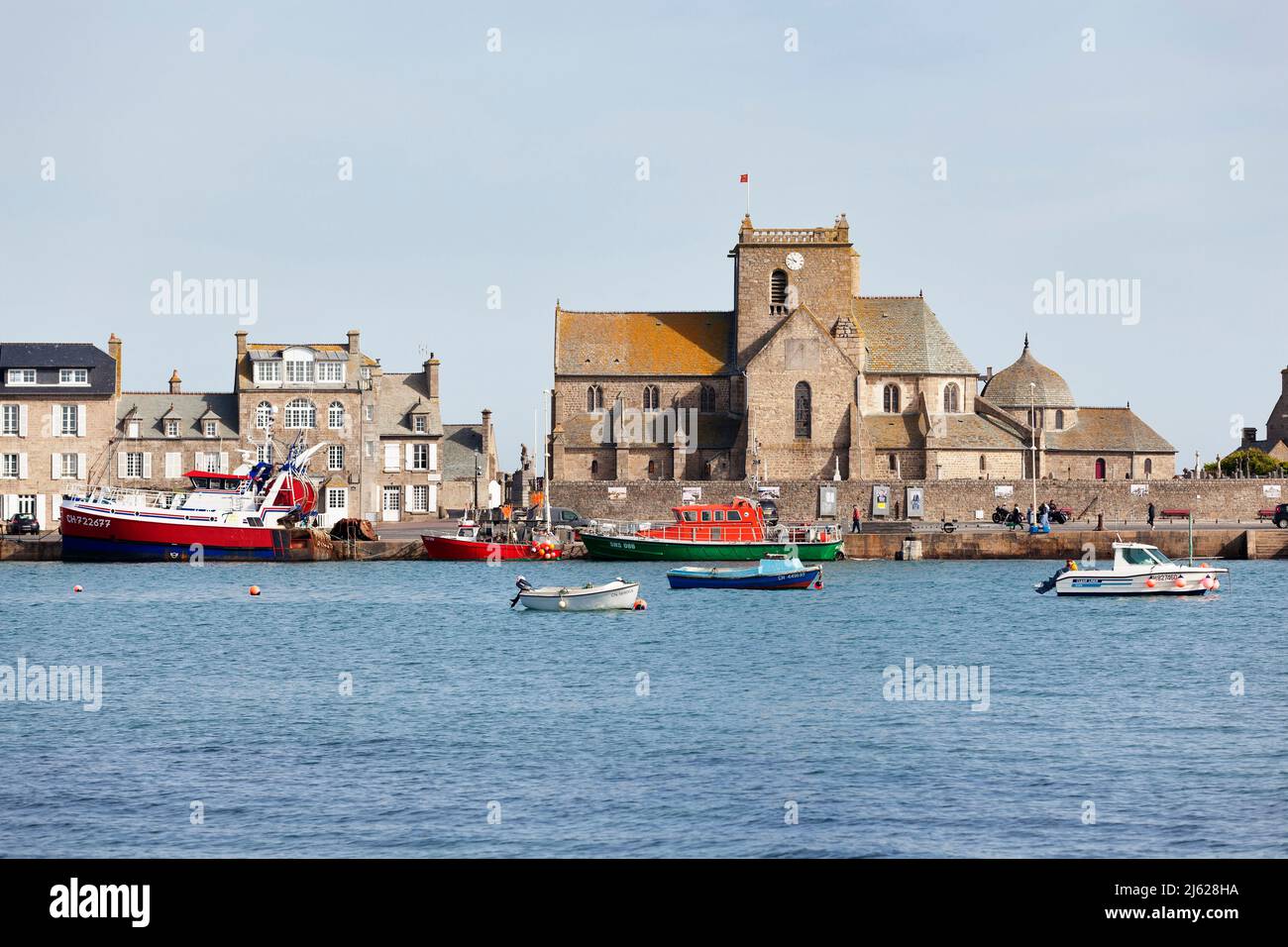 Hafen von Barfleur, kleine Stadt auf der Halbinsel Cotentin, Manche, Normandie, Frankreich Stockfoto