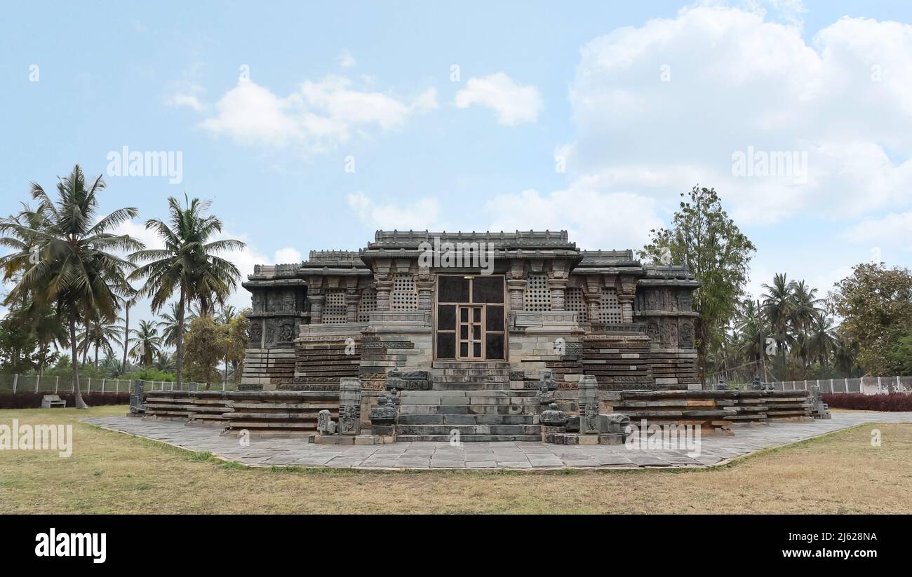 Die Rückansicht des Kedareswara-Tempels, Halebeedu, Karnataka, Indien Stockfoto
