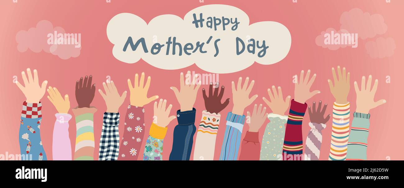 Banner mit Armen und erhobenen Händen von glücklichen und fröhlichen Kindern und multikulturellen Babys mit Text -Happy Mother’s Day- Rosa Hintergrund mit Wolken Stock Vektor