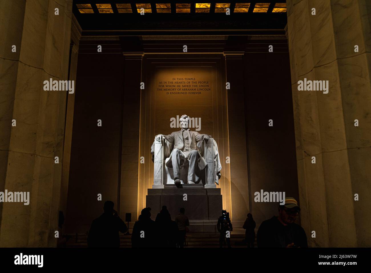 Abraham Lincoln Memorial Statue bei Nacht Stockfoto