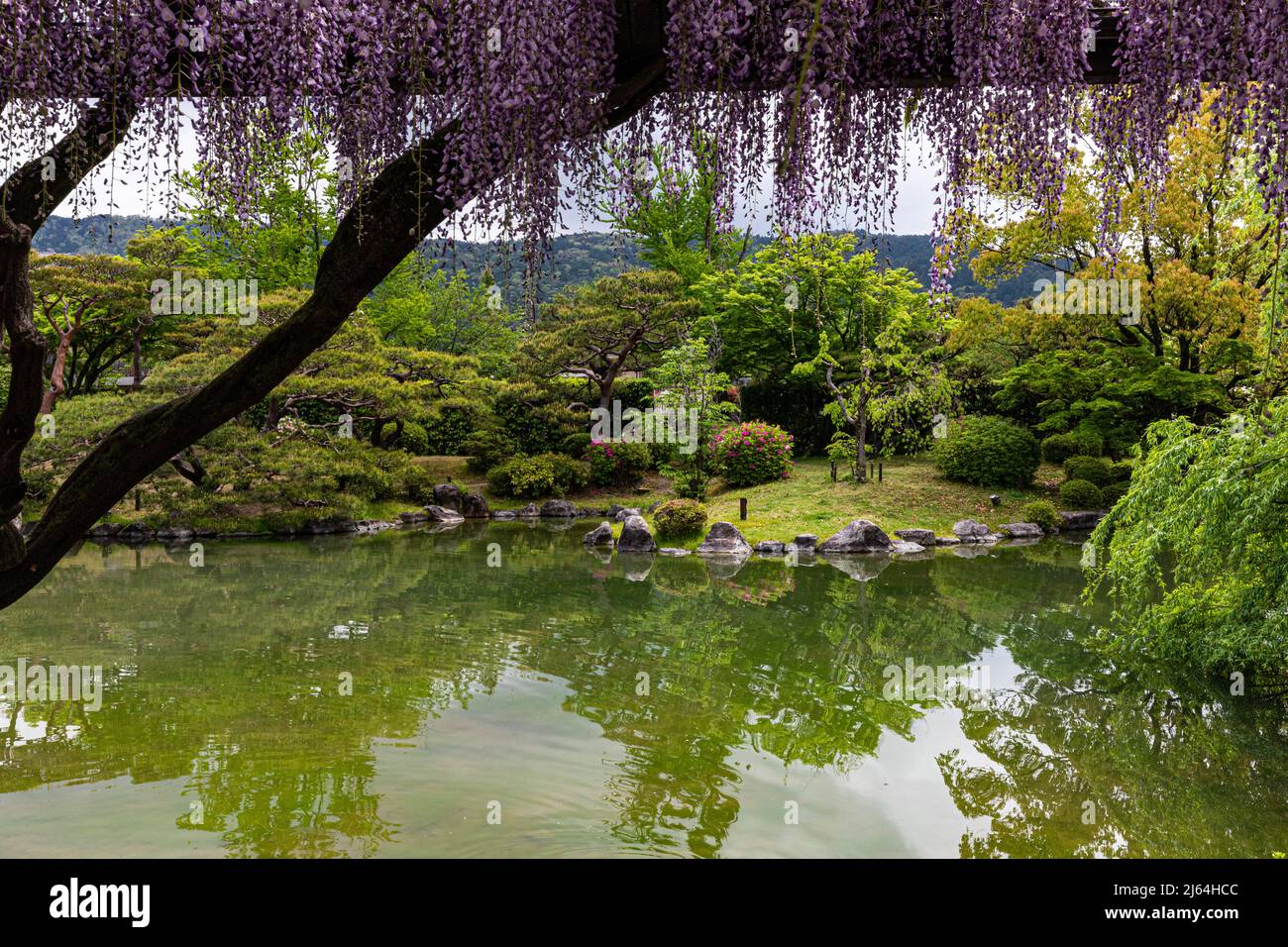 Kyocera Museum Garden - das Museum und der Garten wurden im Jahr 1933 gegründet und besetzen den großen Raum einer Produktausstellung, die die Stadt erworben hat. Th Stockfoto