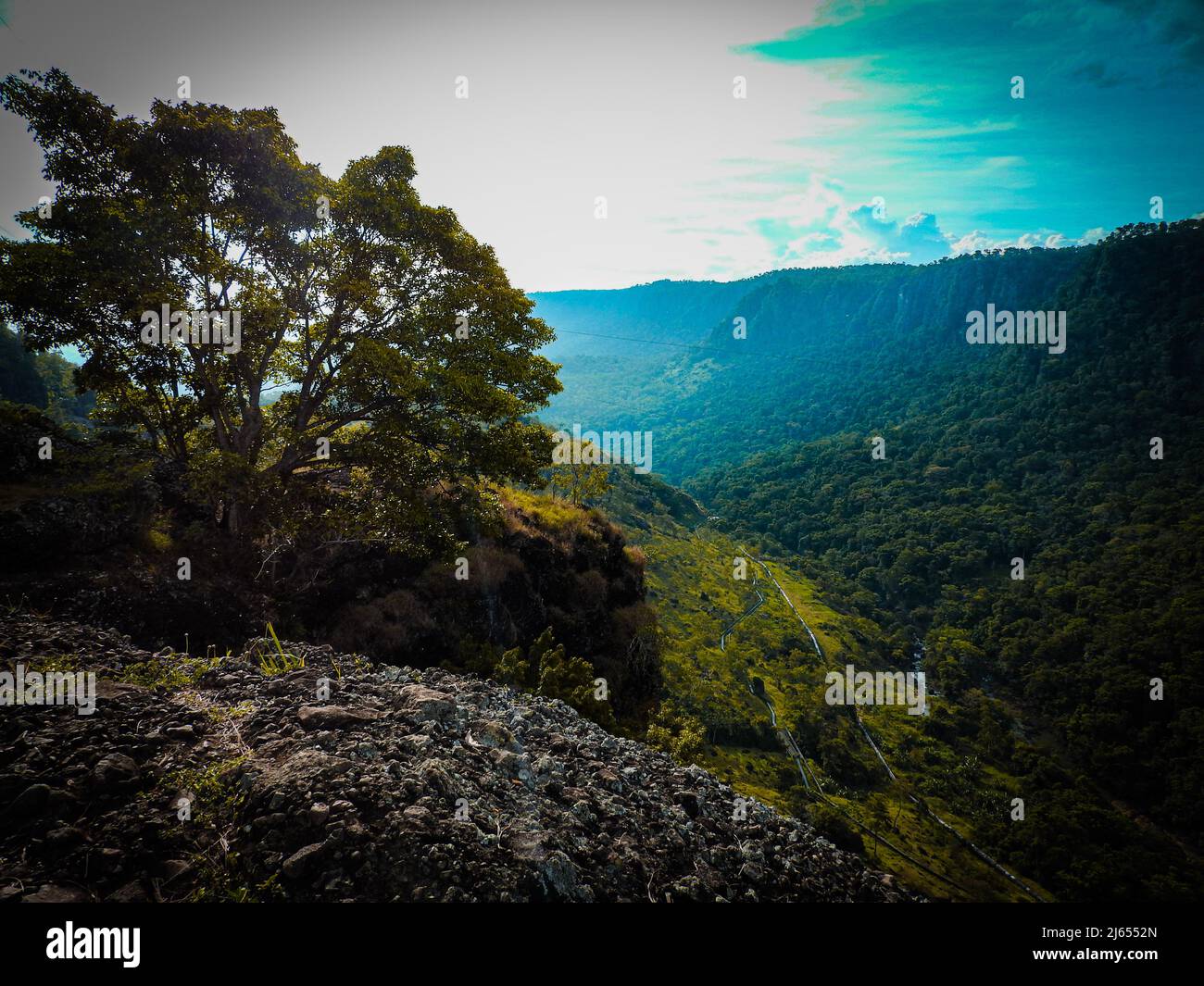 Ein Blick vom Aussichtspunkt Sogeri aus dem August 2020 Stockfoto
