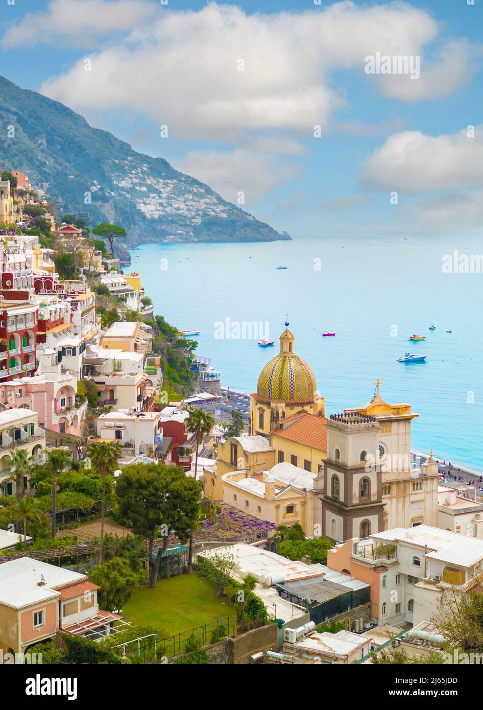 Positano (Kampanien, Italien) - die touristische Stadt am Meer in Süditalien, Provinz Salerno an der Amalfiküste, mit berühmten "Sentiero degli Dei" Trekking Stockfoto