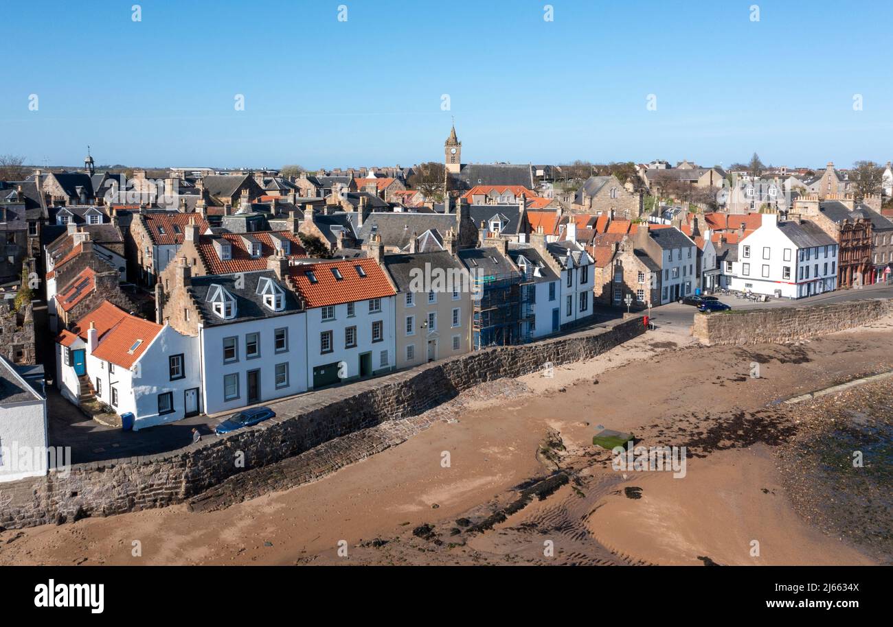 Luftaufnahme des Anstruther Hafens, East Neuk of Fife, Schottland. Stockfoto