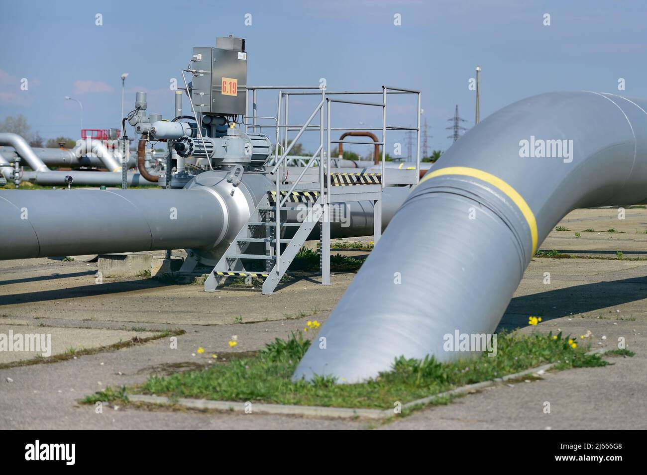 Breclav, Tschechische Republik. 28. April 2022. Kompressor-Tankstelle in Breclav, Teil des Getriebesystems NET4GAS, Tschechische Republik, 28. April 2022. Quelle: Vaclav Salek/CTK Photo/Alamy Live News Stockfoto