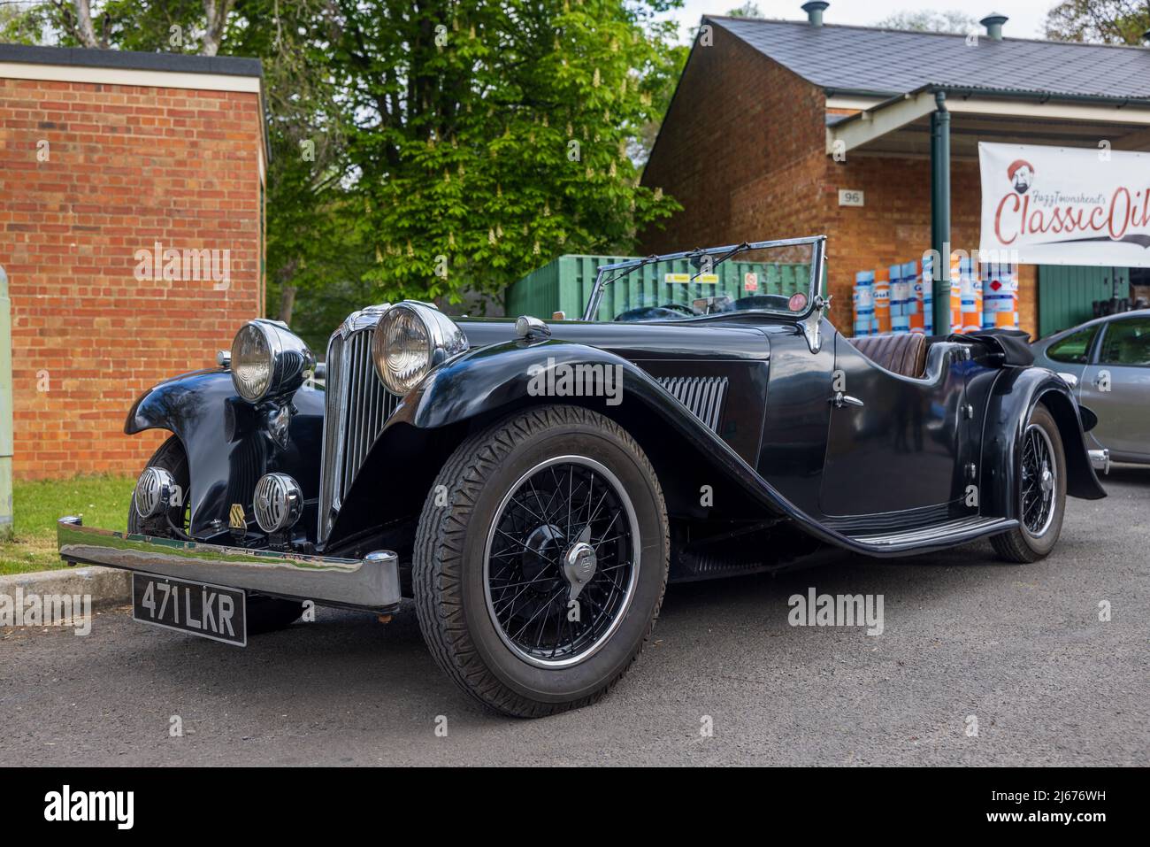 1934 Jaguar SS1 Tourer (471 LKR) auf der April Scramble im Bicester Heritage Centre am 23.. April 2022 ausgestellt Stockfoto