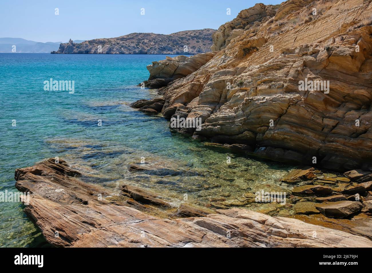 Blick auf den felsigen Strand von Valmas in iOS Griechenland Stockfoto