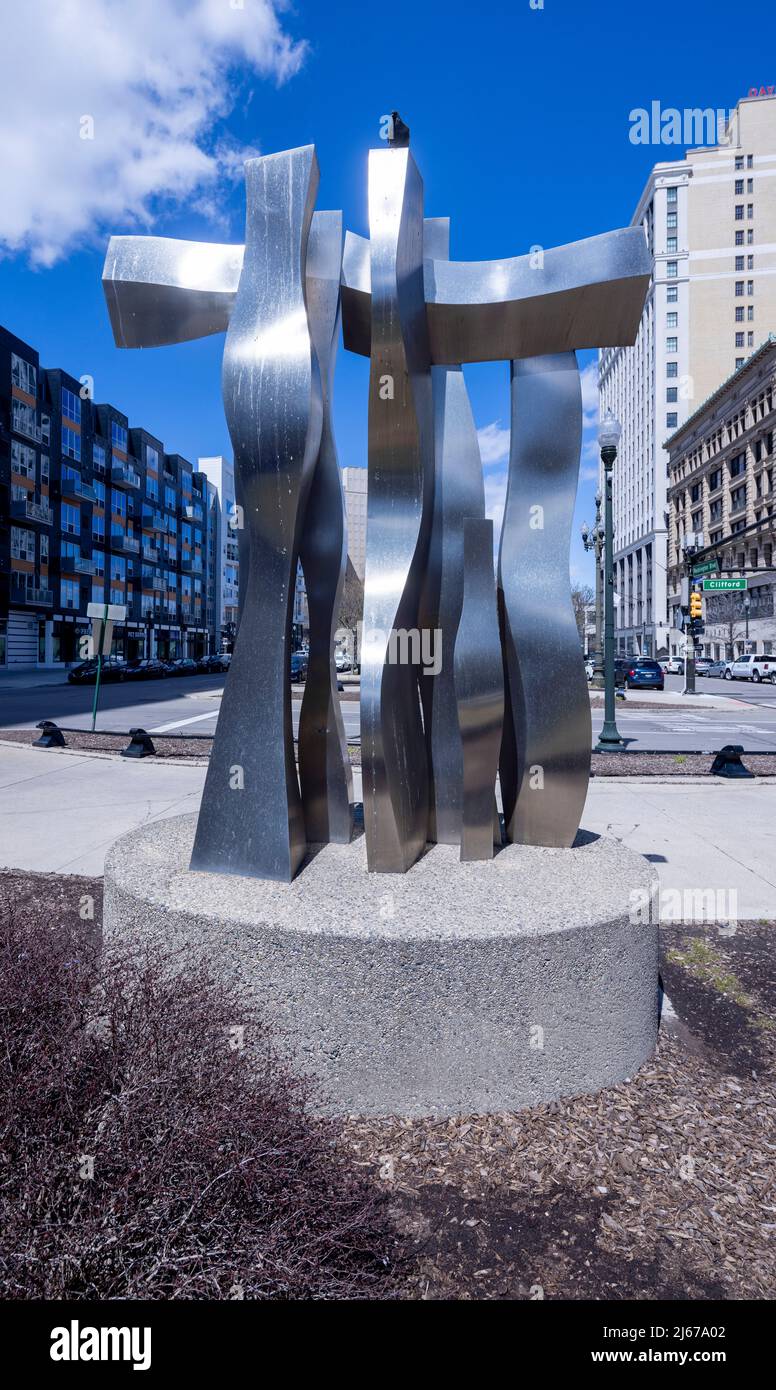 Stehen zusammen, Edelstahlskulptur von Marcia Wood,(1933-2000), Michigan, USA Stockfoto