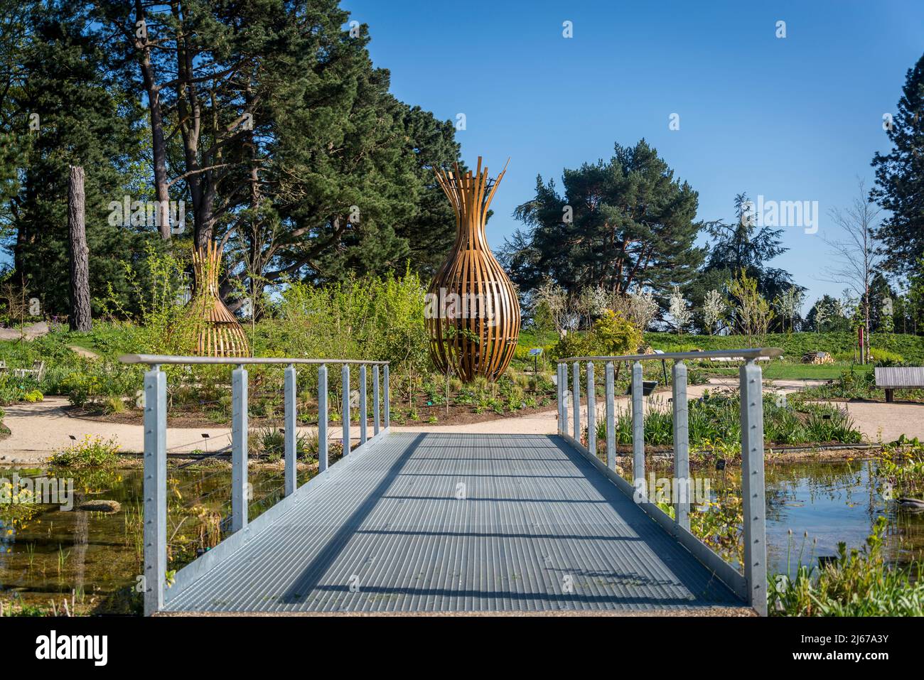Wildlife Garden Tower von Tom Hare in Wisley Garden, surrey, England, Großbritannien Stockfoto