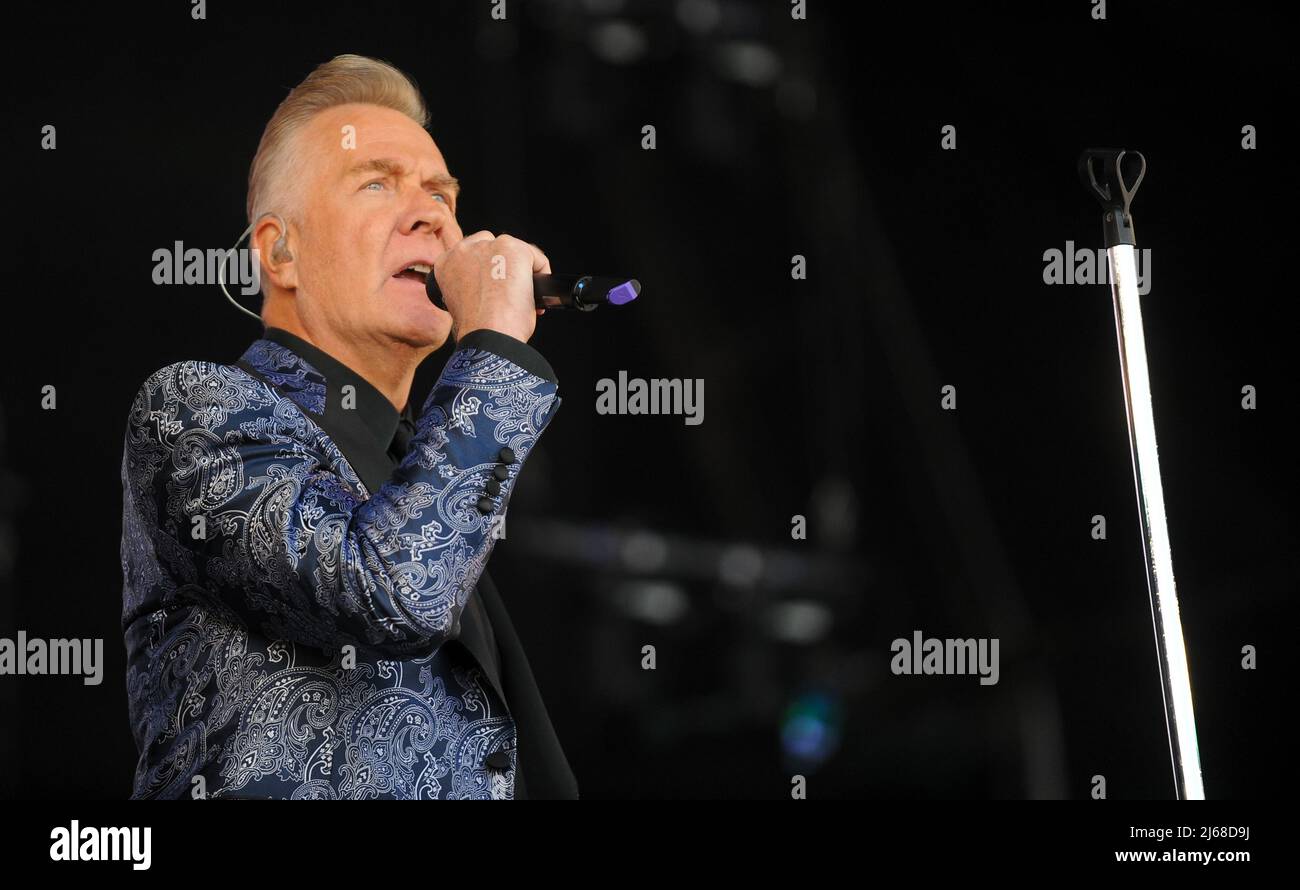 Martin Fry, der Sänger der 80s Band ABC, tritt beim Flashback Festival in Temple Newsom auf. (Foto von Robin Burns / SOPA Images/Sipa USA) Stockfoto Martin Fry, der Sänger der 80s Band ABC, tritt beim Flashback Festival in Temple Newsom auf. (Foto von Robin Burns / SOPA Images/Sipa USA) Stockfoto