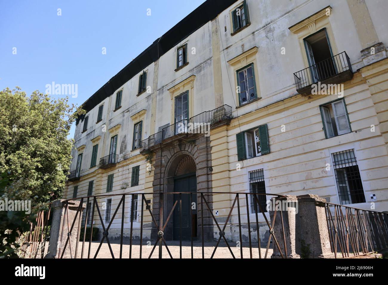 Napoli - Scorcio del Palazzo dei Principi nel Parco di Capodimonte Stockfoto