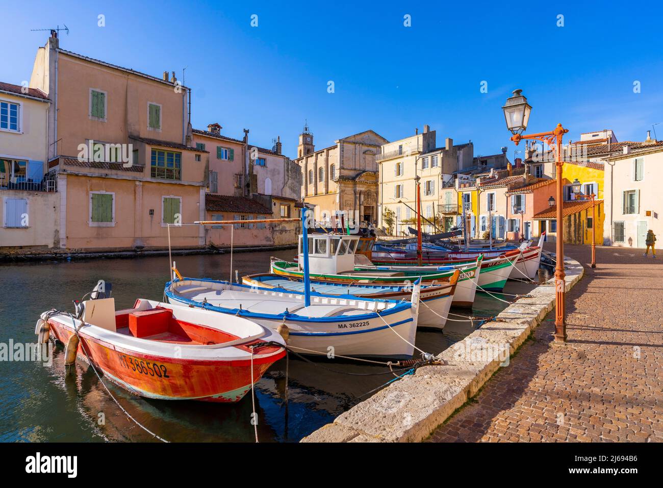 Quai Brescon, Martigues, Bouches-du-Rhone, Provence-Alpes-Cote d'Azur, Frankreich, Mittelmeer, Europa Stockfoto