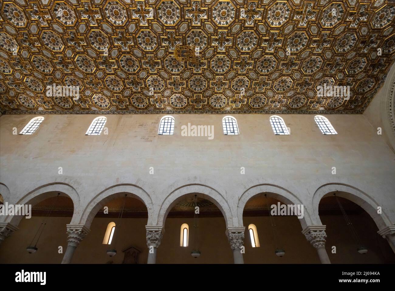 Kathedrale, die der Verkündigung der Jungfrau Maria in Otranto gewidmet ist. Die römisch-katholische Kathedrale, die der Verkündigung der Jungfrau Maria gewidmet ist. Stockfoto