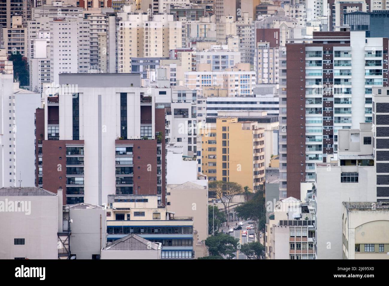 Überfüllte Betonwohnungen und Bürogebäude, Sao Paulo, Brasilien Stockfoto