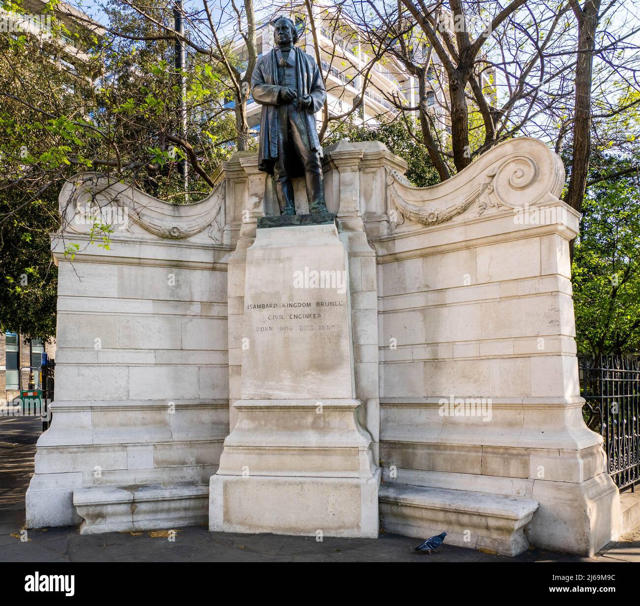 Denkmal für den bahnbrechenden viktorianischen Ingenieur Isambard Kingdom Brunel am Ufer der Themse in London, Großbritannien Stockfoto