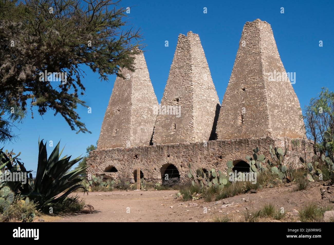 Jesuitenöfen in der Hacienda Santa Brigida Stockfoto