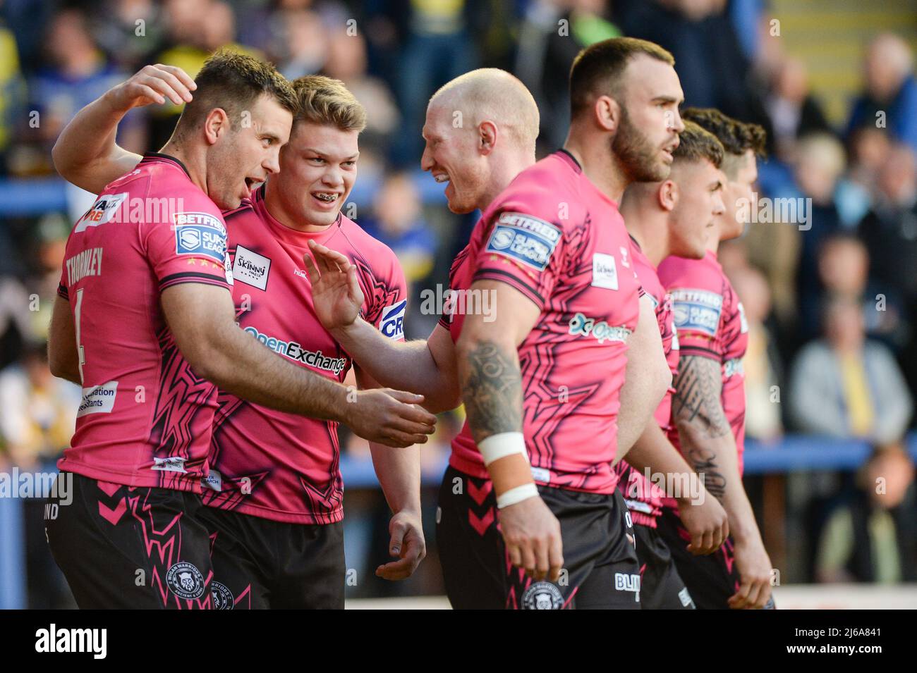 Warrington, Großbritannien. 29. April 2022. Warrington, England -29.. April 2022 - Iain Thornley von Wigan Warriors feiert den Versuch. Rugby League Betfred Super League Round 10 Warrington Wolves vs Wigan Warriors at Halliwell Jones Stadium, Warrington, UK Dean Williams Credit: Dean Williams/Alamy Live News Stockfoto