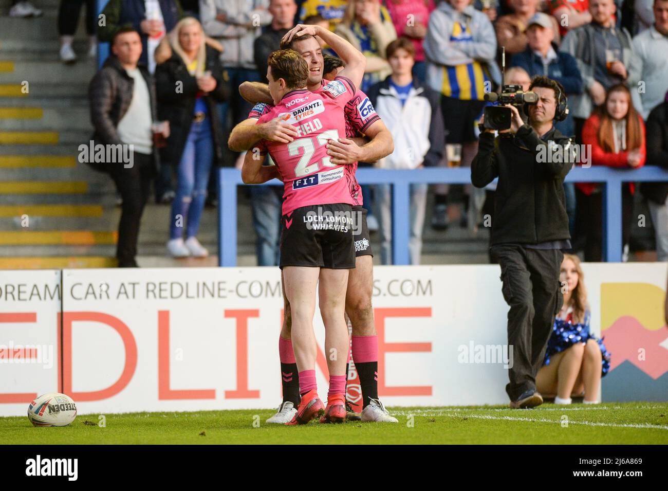 Warrington, Großbritannien. 29. April 2022. Warrington, England -29.. April 2022 - Iain Thornley von Wigan Warriors feiert den 2.. Treffer. Rugby League Betfred Super League Round 10 Warrington Wolves vs Wigan Warriors at Halliwell Jones Stadium, Warrington, UK Dean Williams Credit: Dean Williams/Alamy Live News Stockfoto
