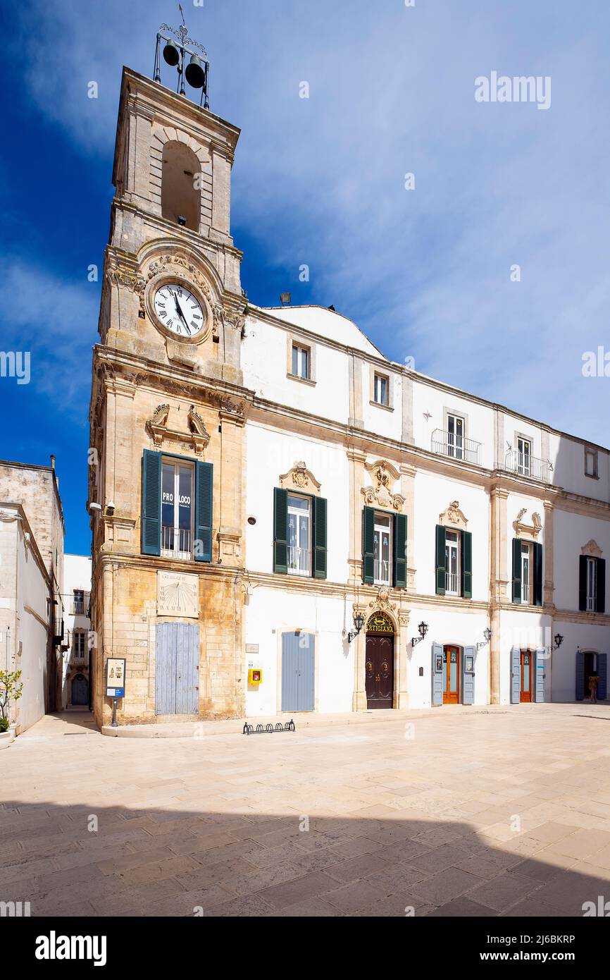 Palast von Università, Martina Franca, Apulien (Apulien). Martina ist eine Stadt in der italienischen Provinz Tarent. Stockfoto