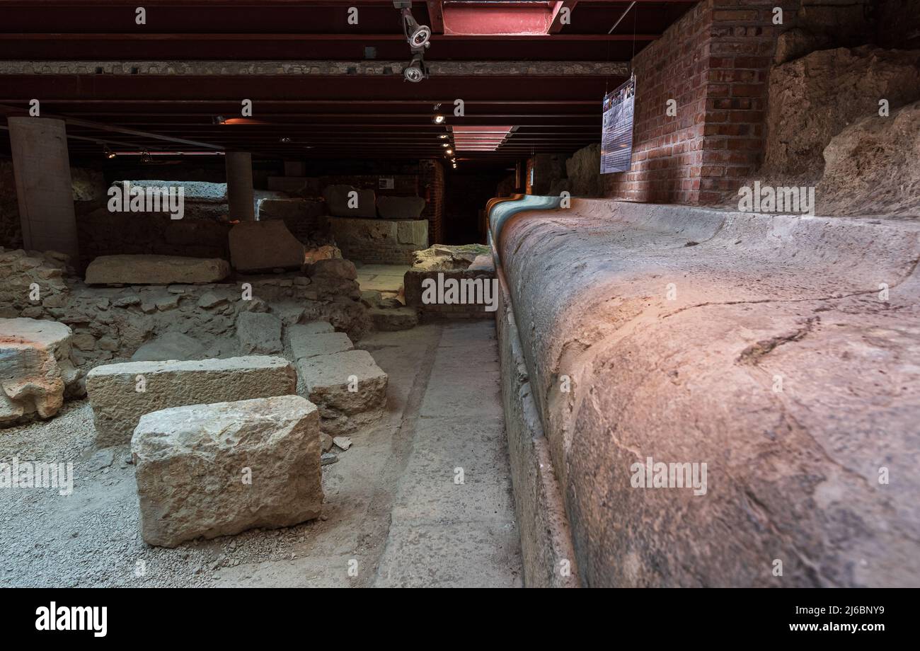 Dieser Komplex zeugt von den Überresten des italischen Tempels aus der zweiten Hälfte des dritten Jahrhunderts. BC, bewahrt dank der Tatsache, dass das, was n ist Stockfoto