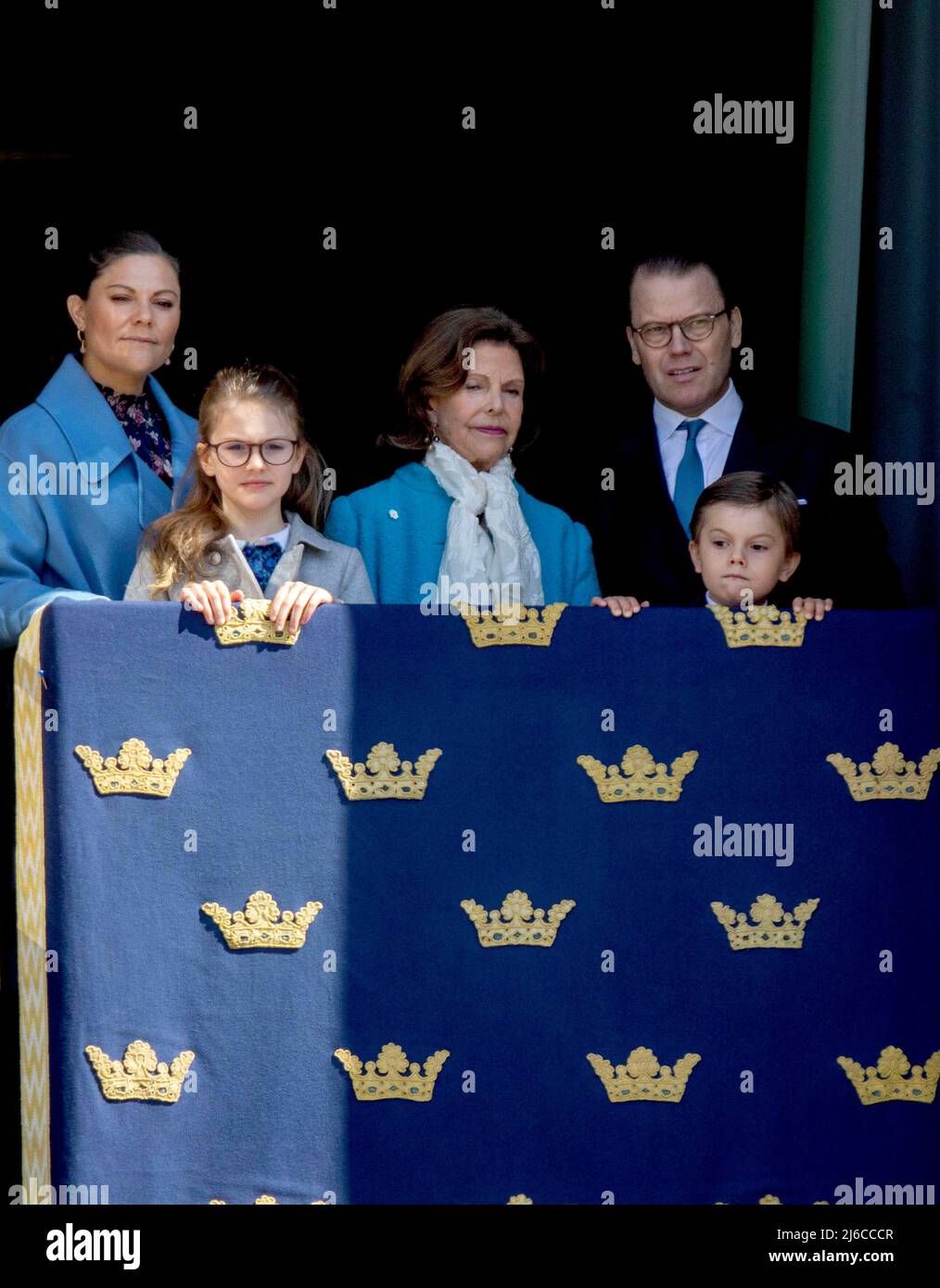 Königin Sylvia von Schweden, Kronprinzessin Victoria, Prinz Daniel, Prinzessin Estelle, Prinz Oscar von Schweden im Königspalast in Stockholm, am 30. April 2022, anlässlich des 76.. Geburtstages von König Carl Gustaf Foto: Albert Nieboer / Netherlands OUT / Point de Vue OUT Stockfoto