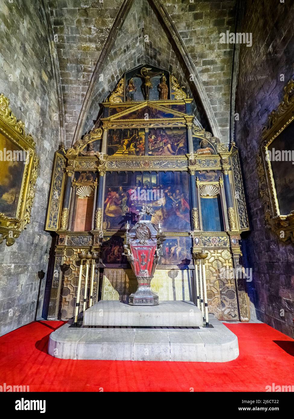 Fronleichnam-Altarbild in der Kapelle des Heiligen Martin und des Heiligen Franziskus (Capilla de San Martin i San Francisco) - Kathedrale der Heiligen Maria von Girona - Spanien Stockfoto