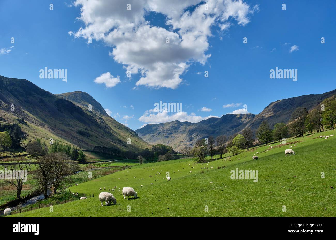 St Sunday Crag, Dollywagon Pike und die meisten Pike von Grisedale, Patterdale, Lake District, Cumbria aus gesehen Stockfoto