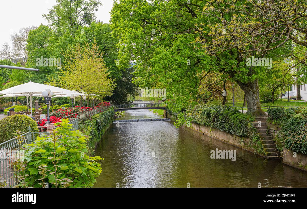 Die Oos im Kurpark von Baden Baden. Baden Württemberg, Deutschland, Europa Stockfoto