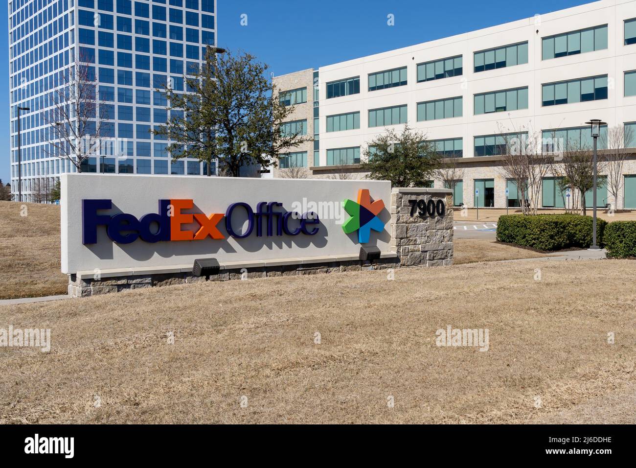 Hauptsitz von FedEx in Addison, Texas, USA. Stockfoto