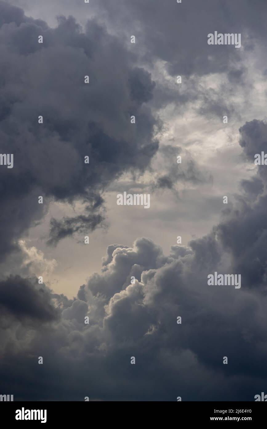 Sturmwolken sammeln Stockfoto