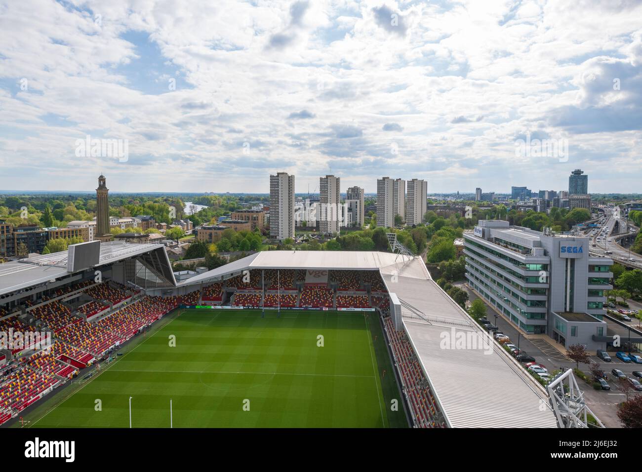 Luftaufnahme des Brentford Community Stadions. Stockfoto