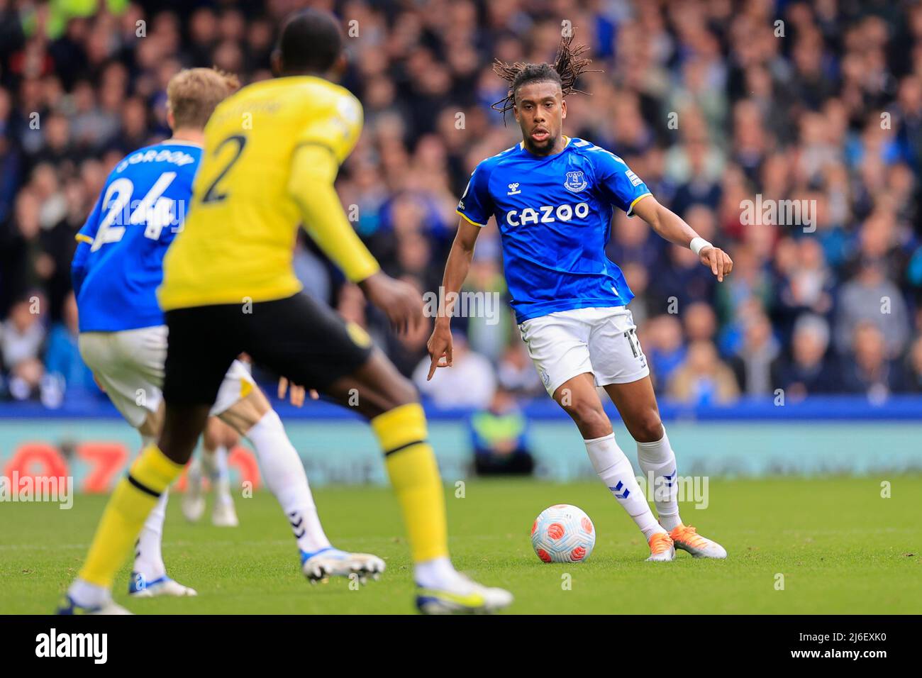 Alex Iwobi #17 von Everton kontrolliert den Ball in Liverpool, Vereinigtes Königreich am 5/1/2022. (Foto von Conor Molloy/News Images/Sipa USA) Stockfoto