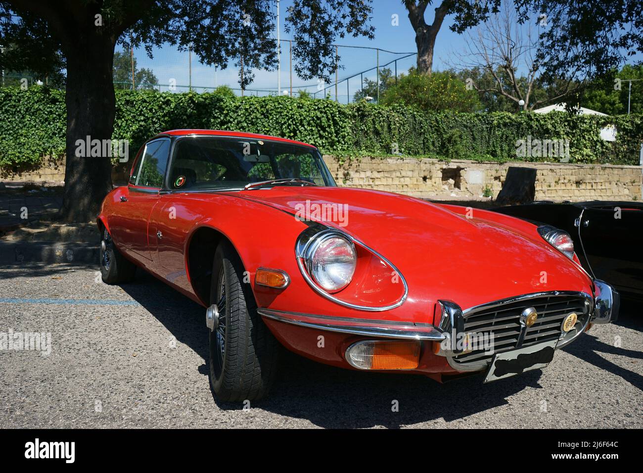 Oldtimer vor dem historischen Rennen in Posillipo, Neapel, Italien 2022 - Circuito storico Posillipo - Jaguar E-Tipe Stockfoto