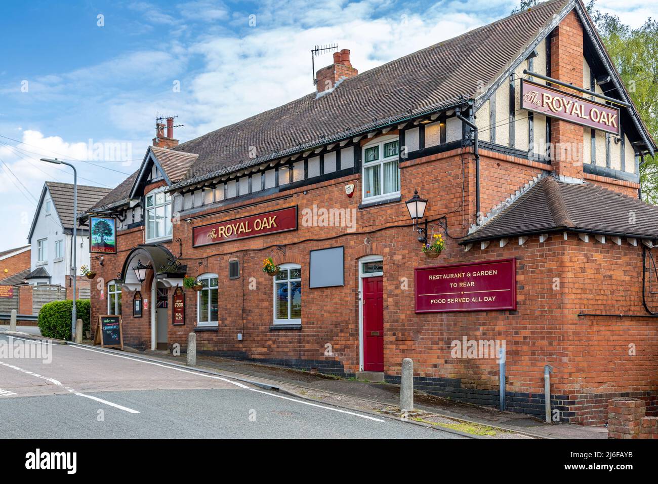 The Royal Oak Pub in Catshill, Worcestershire, England. Stockfoto