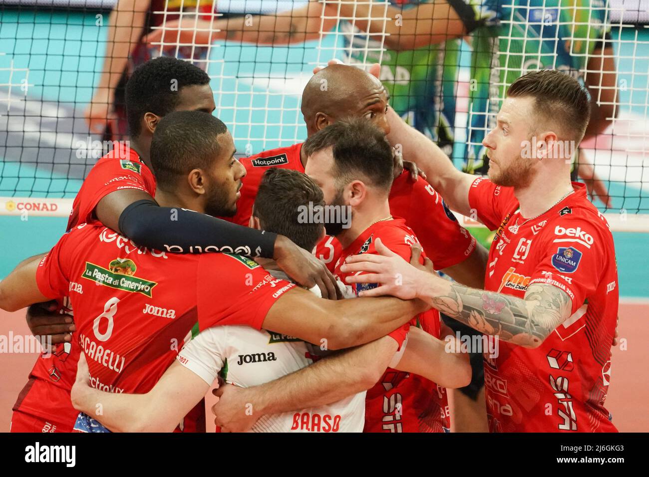 cucine Lube civitanova Jubel während des Spiels - Sir Safety Conad Perugia vs Cucine Lube Civitanova, Volleyball Italienische Serie A Superliga-Meisterschaft der Männer in Perugia, Italien, Mai 01 2022 Stockfoto