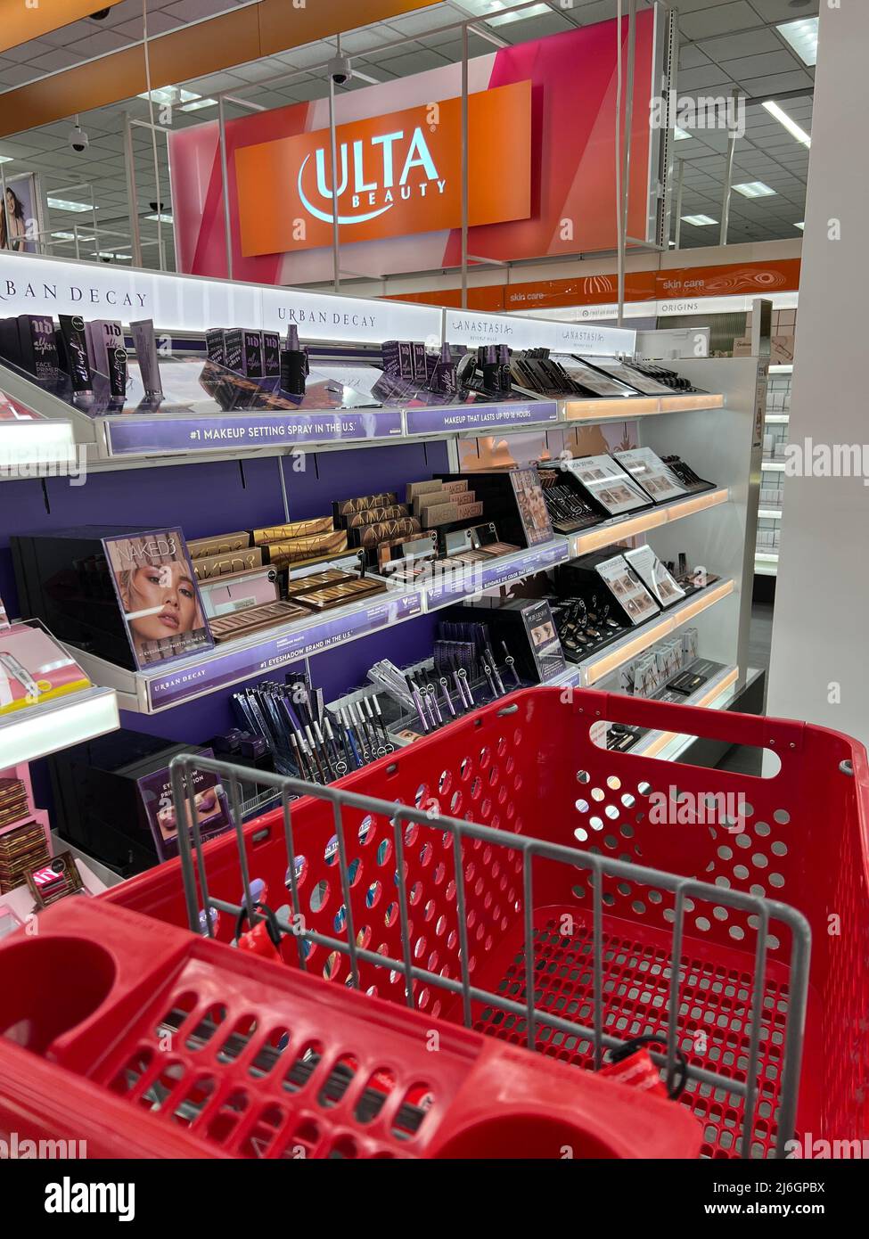 Ulta Beauty Shop-in-Shop in einem Vorort von Chicago Target Store Stockfoto