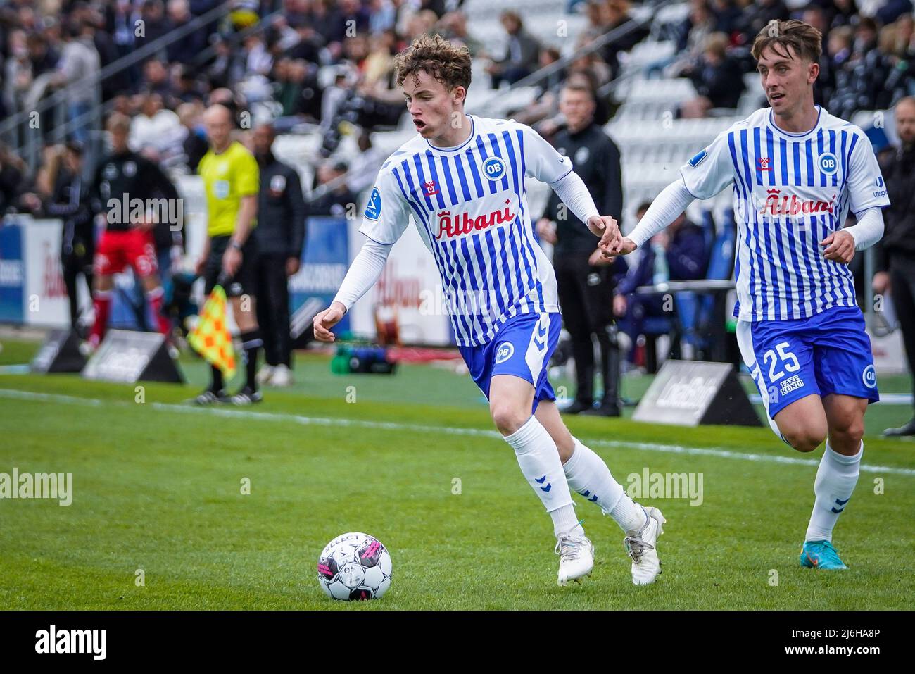 Odense, Dänemark. 01., Mai 2022. Jakob Breum (8) von ob beim Superliga-Spiel 3F zwischen Odense Boldklub und Aarhus GF im Nature Energy Park in Odense. (Foto: Gonzales Photo - Kent Rasmussen). Stockfoto