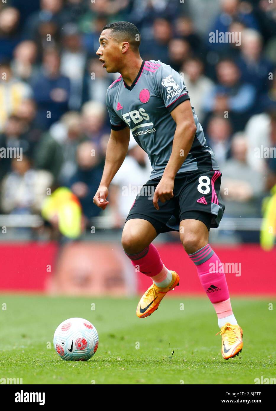 LONDON, England - MAI 01: Youri Tielemans von Leicester City während der Premier League zwischen Tottenham Hotspur und Leicester City in Tottenham Hotspur sta Stockfoto