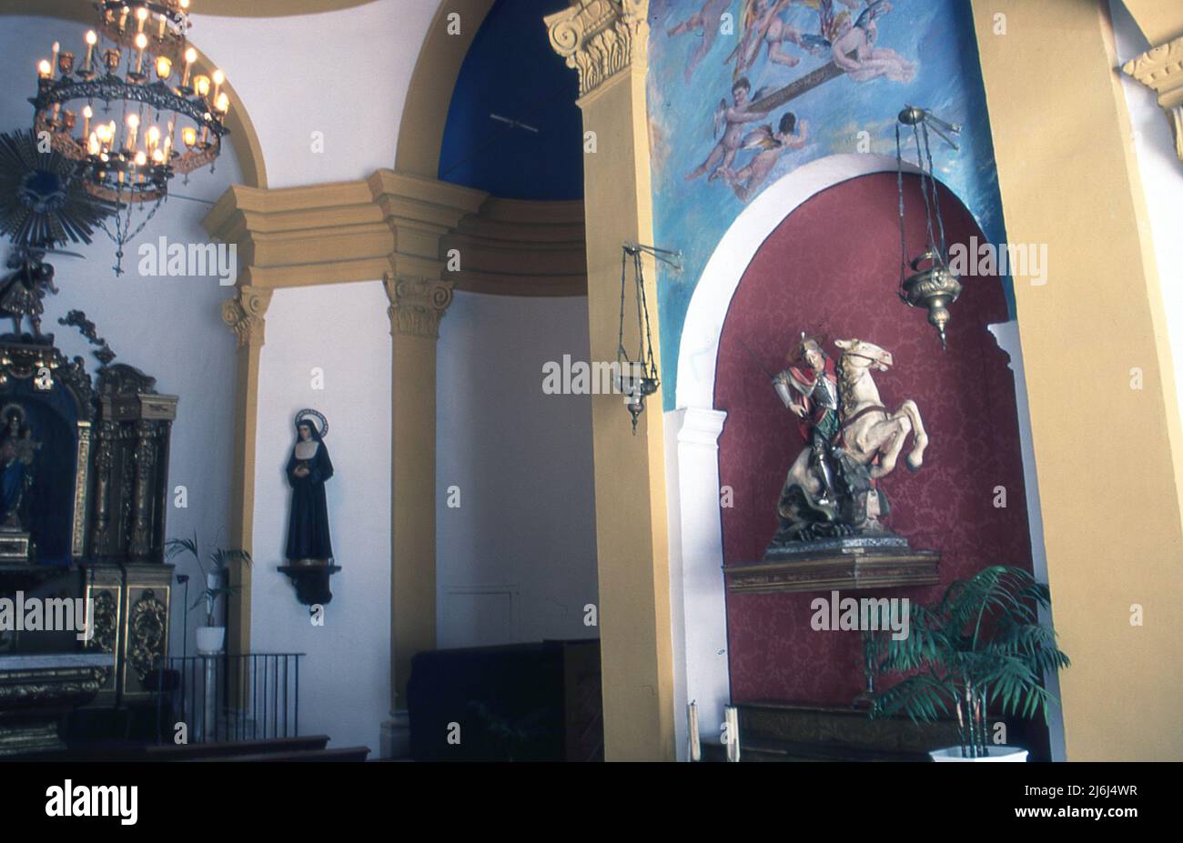 Im Inneren der Kirche Spanien Raymond Boswell Stockfoto