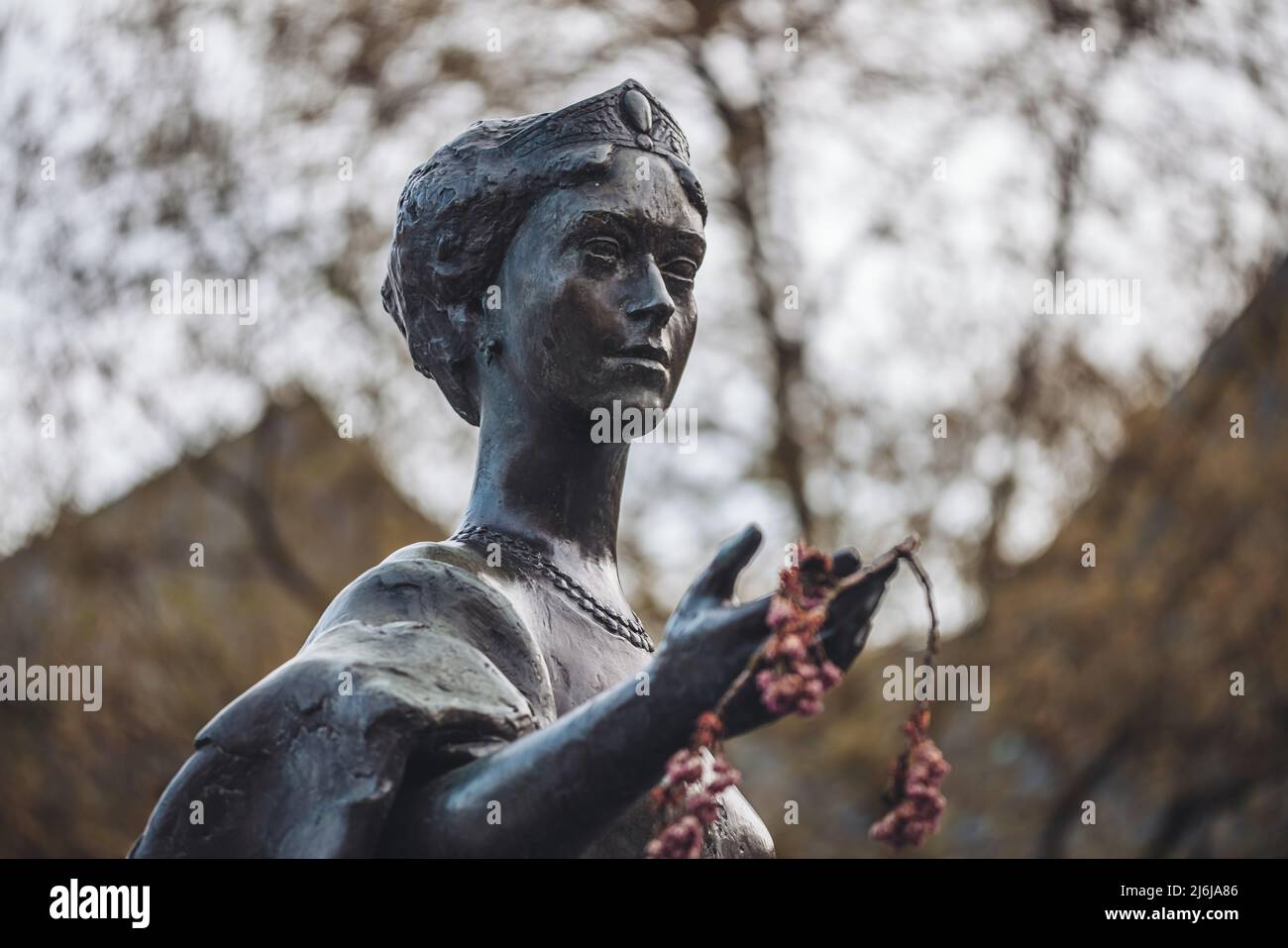 Luxemburg/April 2022: Statue der Großherzogin Charlotte im Stadtzentrum Stockfoto