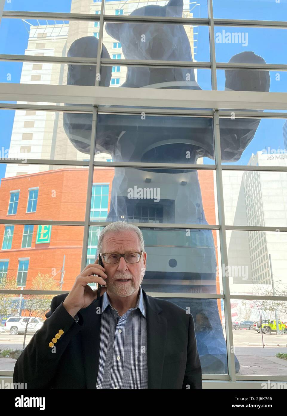 Reiseexperte Peter Greenberg bei der Travel Adventure Show im Colorado Convention Center in Denver, CO Stockfoto