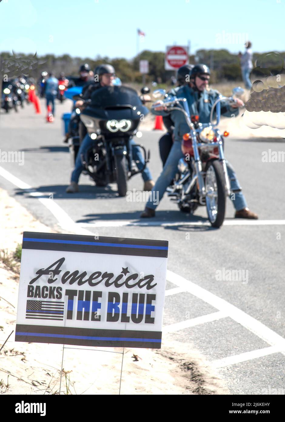 Segen der Fahrräder - West Dennis Beach (Cape Cod). Gesponsert von den Blauen Knights Stockfoto