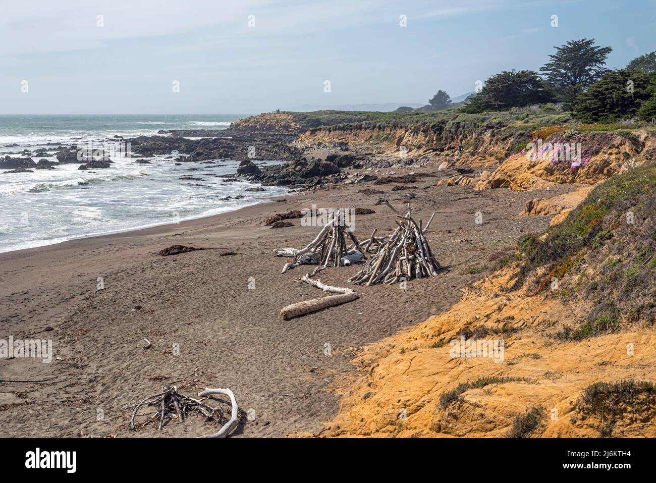 Moonstone Beach an einem Aprilnachmittag. Cambria, Kalifornien, USA. Stockfoto