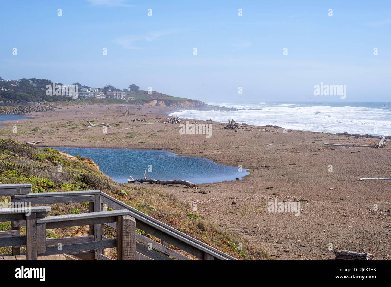 Moonstone Beach an einem Aprilnachmittag. Cambria, Kalifornien, USA. Stockfoto