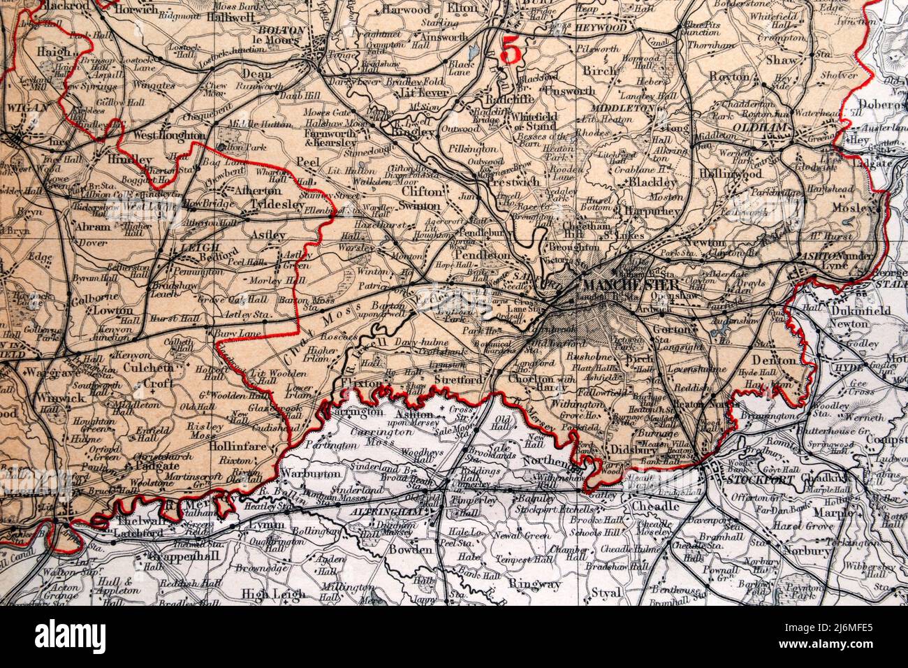 Detail aus einer Karte der Grafschaft Palatin von Lancaster aus dem Jahr 1868, also Lancashire, wie es damals war, aus der Ordnance Survey von J. Bartholomew F.R.G.S.; dieser Abschnitt umfasst Bolton, Oldham, Manchester, Stockport, Altrincham, Leigh, Ashton unter Lyne, Stockfoto