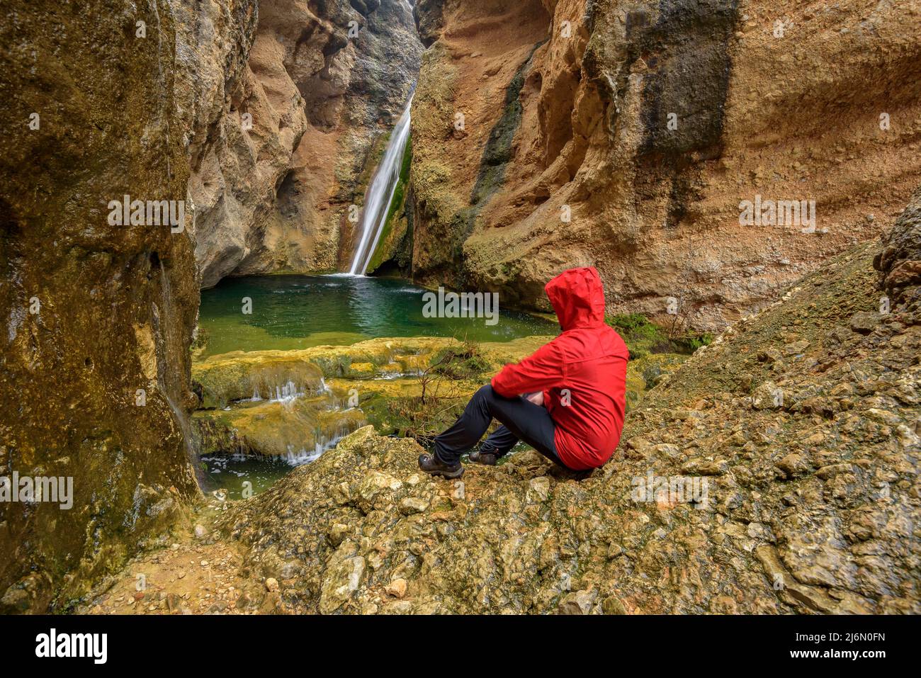 El Ventador, im Naturpark Els Ports, an einem regnerischen Tag (Terra Alta, Tarragona, Katalonien, Spanien) vor allem: El Ventador, en el Parque Natural dels Ports Stockfoto