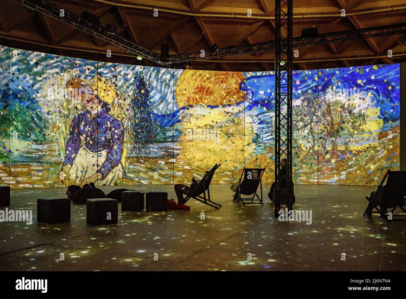 Immersive Ausstellung über Van Gogh im Einkaufszentrum Las Arenas (Barcelona, Katalonien, Spanien) ESP: Exposición inmersiva sobre Van Gogh en Barcelona Stockfoto