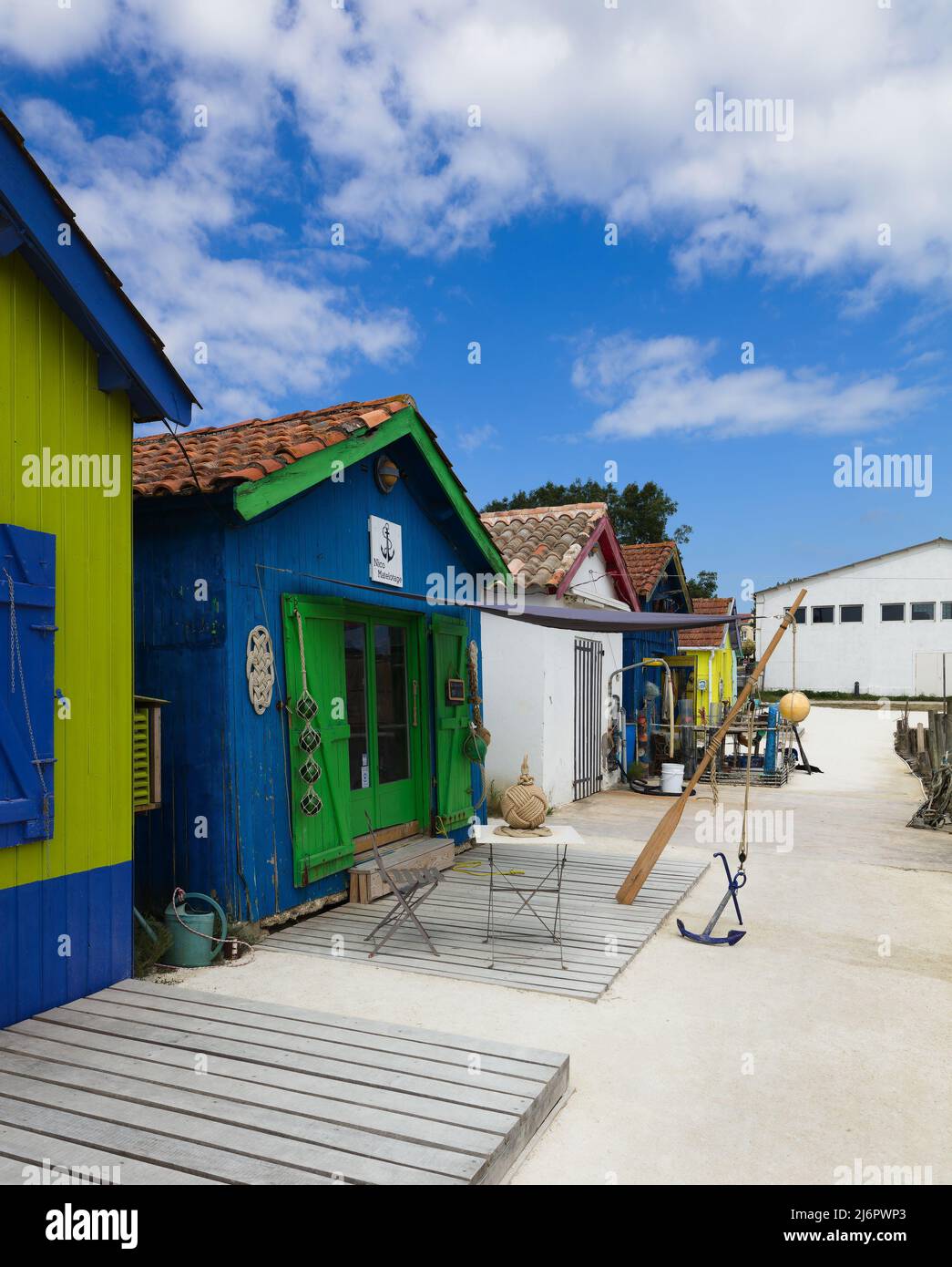 Bunte Strandhütten, Ile d'Oleron Stockfoto