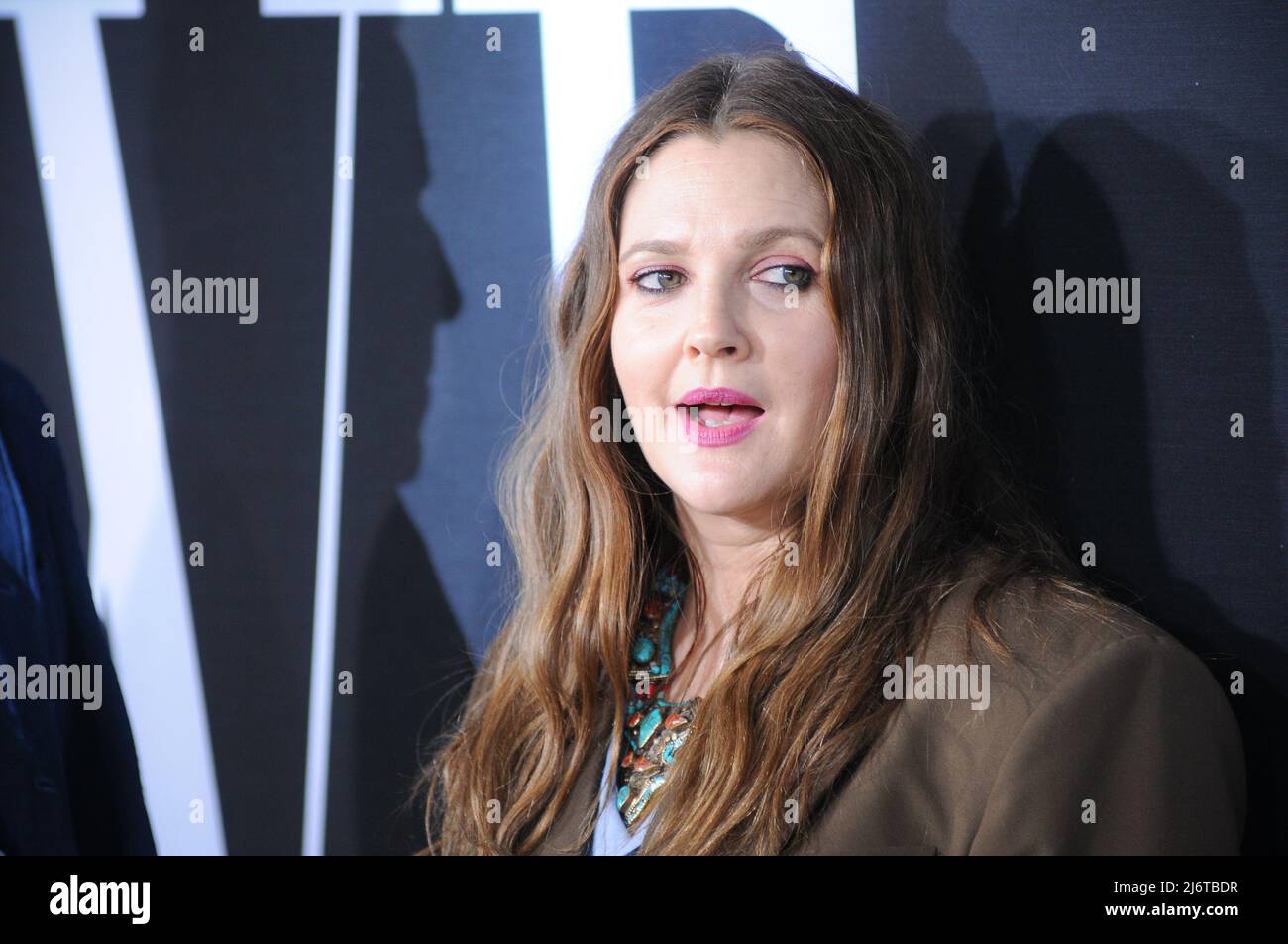 Drew Barrymore nimmt an der Vorführung „We Feed People“ im SVA Theater in New York City Teil. (Foto von Efren Landaos / SOPA Images/Sipa USA) Stockfoto