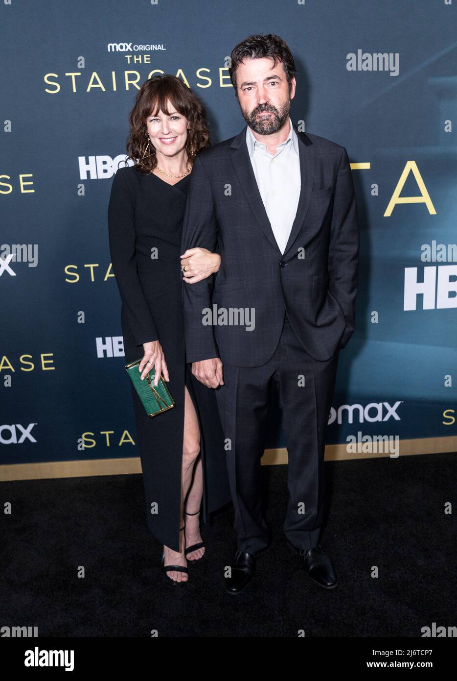 Rosemarie DeWitt und Ron Livingston besuchen die TV-Show „The Staircase“ am 3. Mai 2022 im MoMA in New York. (Foto von Lev Radin/Sipa USA) Stockfoto